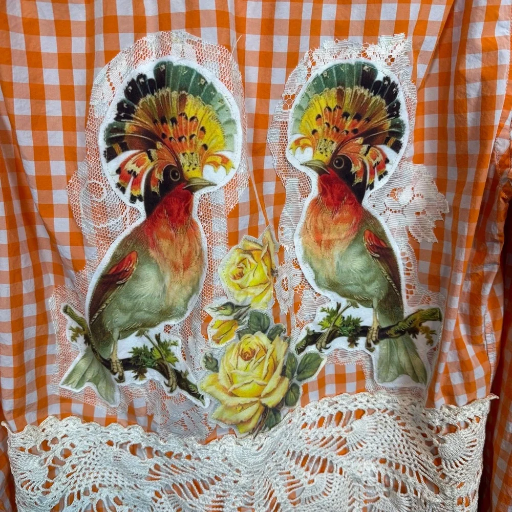 Vintage style bird floral lace appliqué upcycled dopamine shirt - Picture 8 of 11